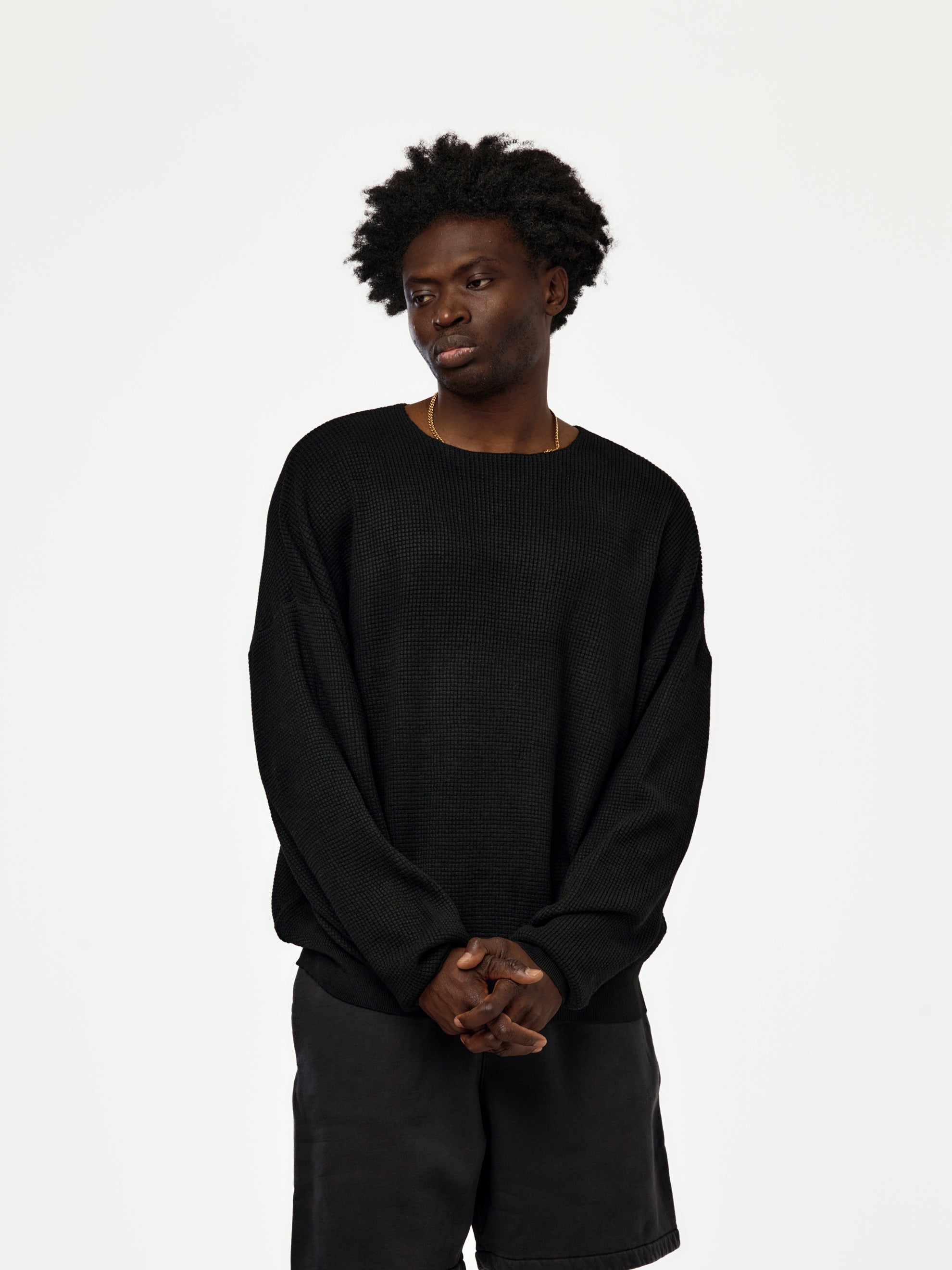 ウェア 90s  black pullover Essentials Fear of God ESSENTIALS Signature Waffle 90's Crewneck