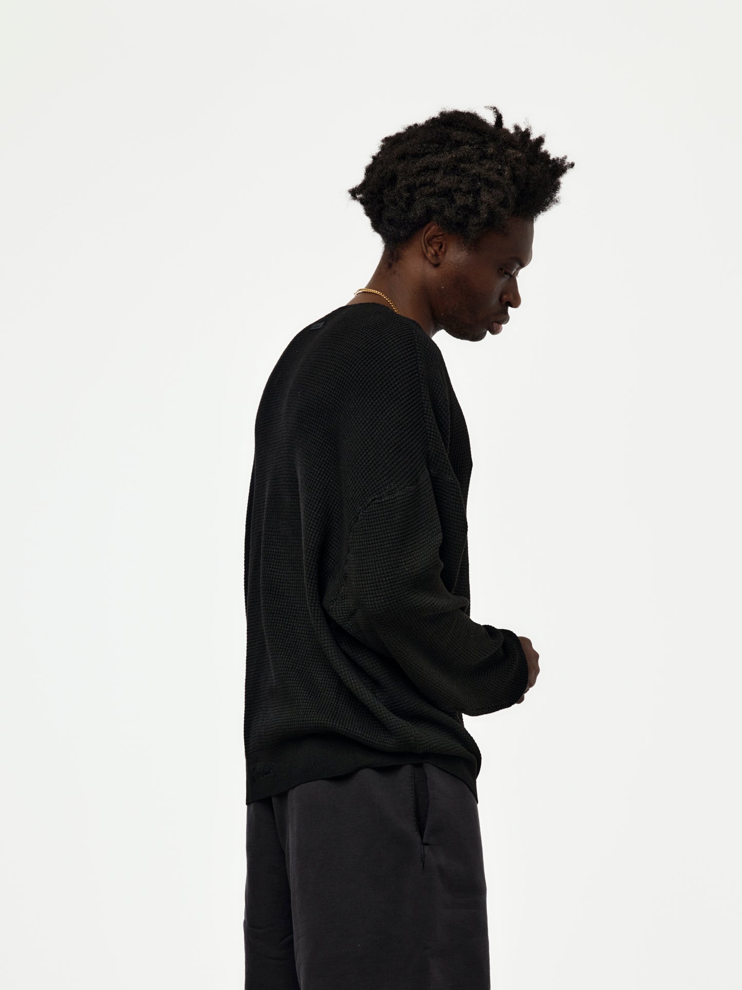 SIGNATURE WAFFLE 90'S CREWNECK SWEATER (VINTAGE BLACK)