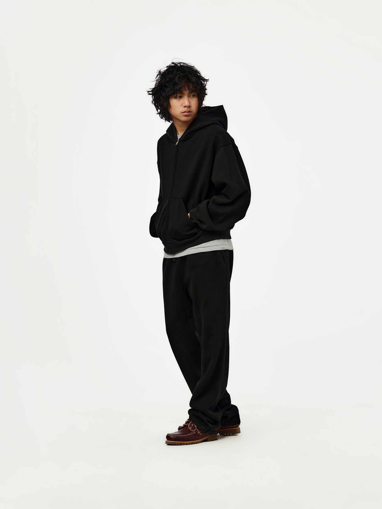 baggy crop zip hoodie (black)