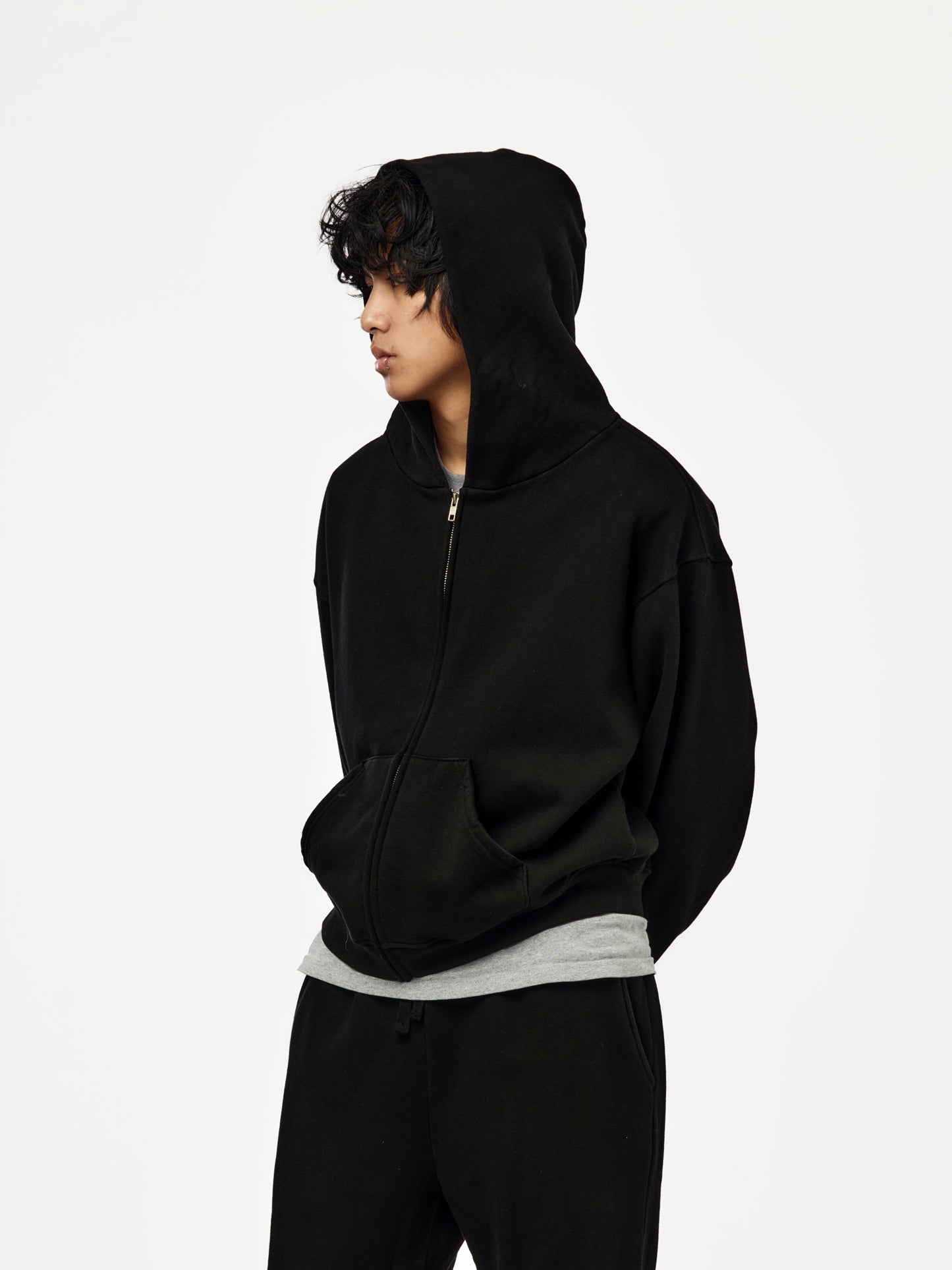 baggy crop zip hoodie (black)