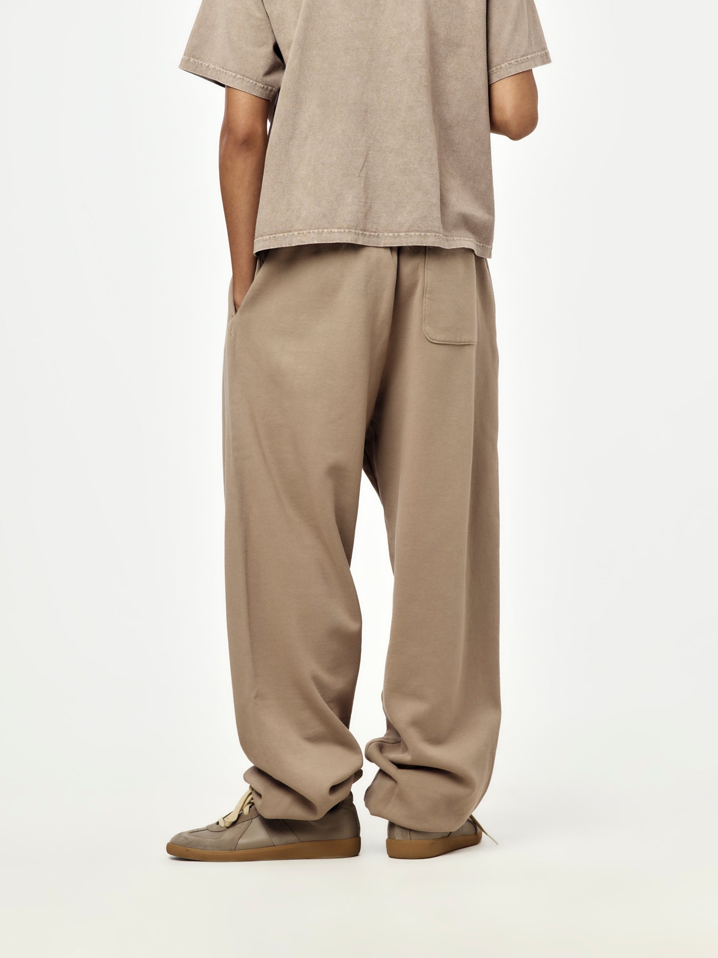 baggy jogger sweatpants (dune)