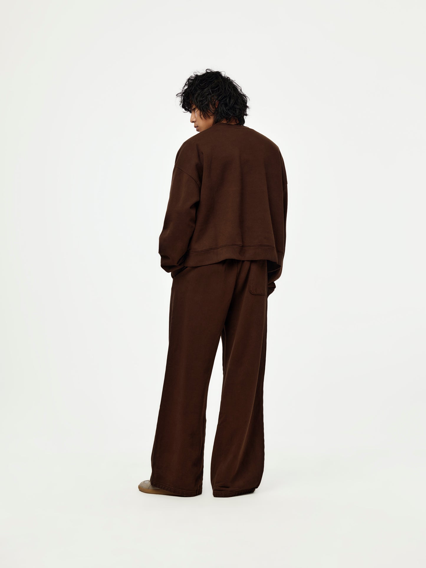 box crop crew (brown)