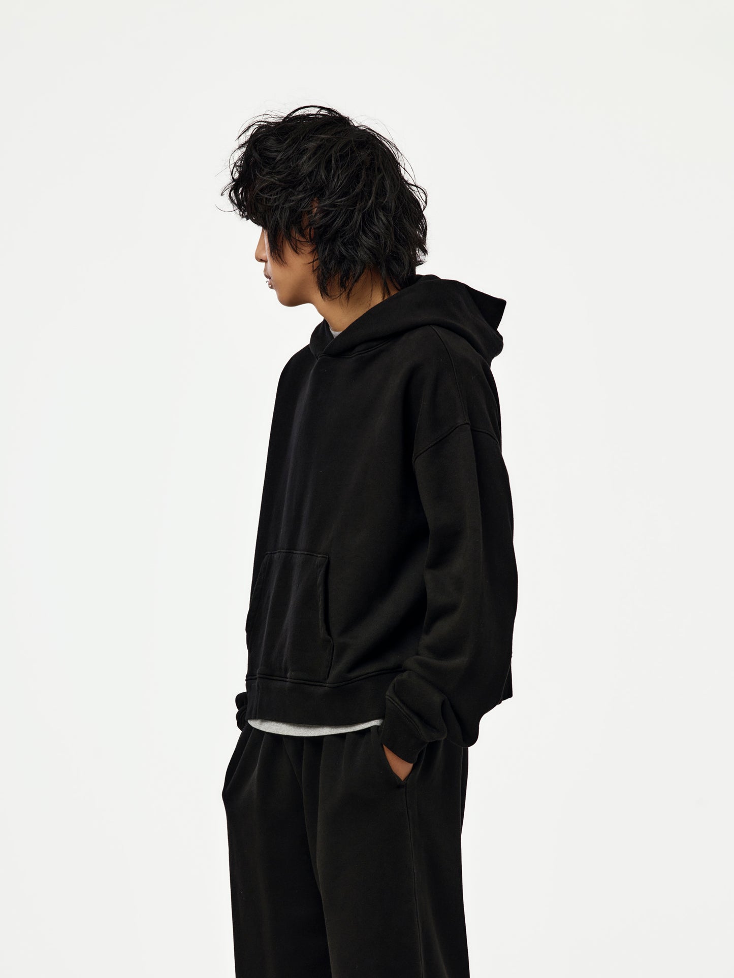 box crop hoodie (black)