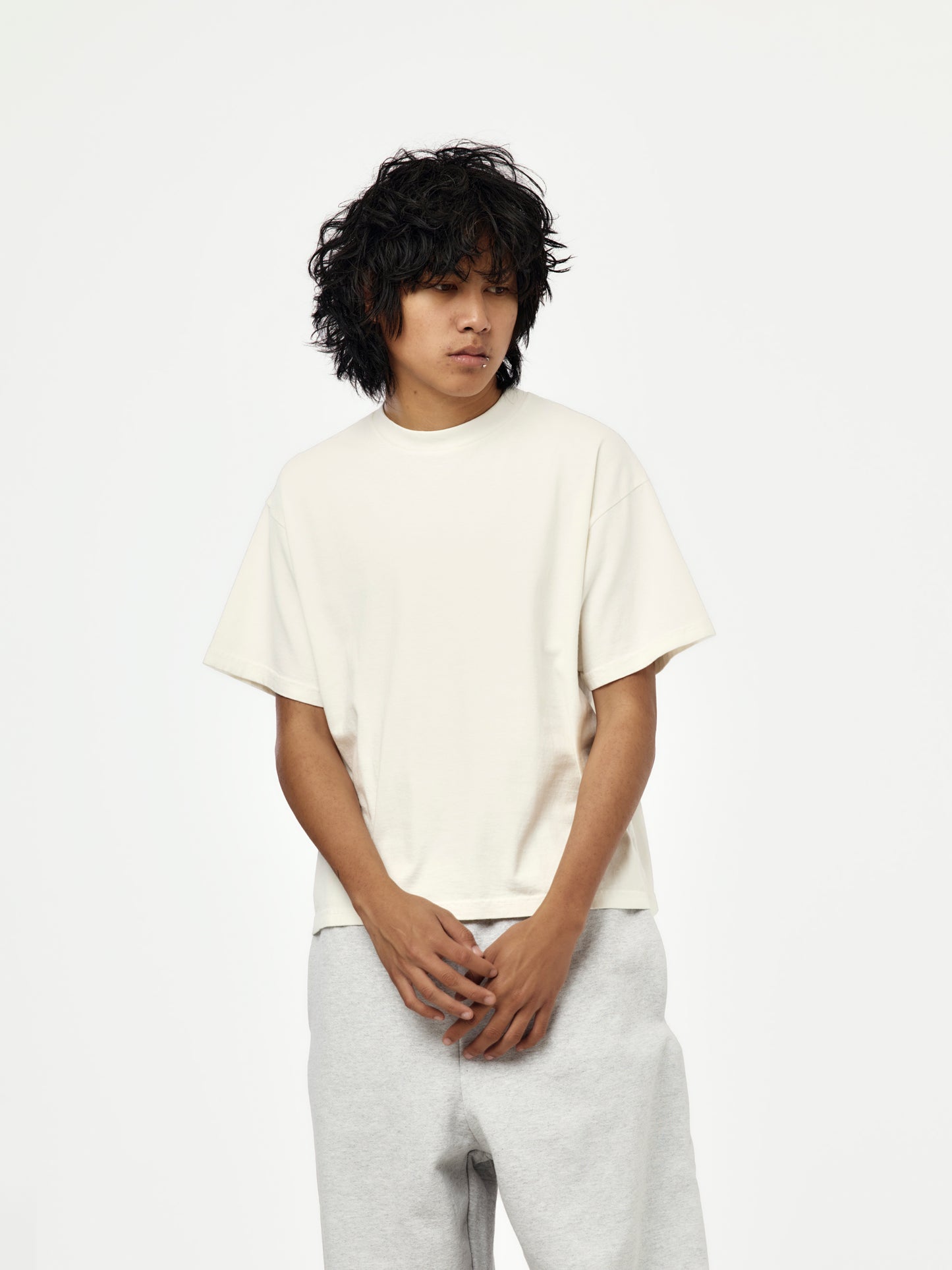 box crop tee (off-white)