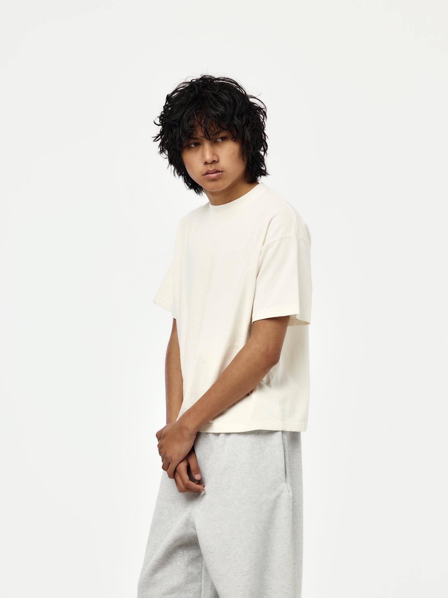 box crop tee (off-white)