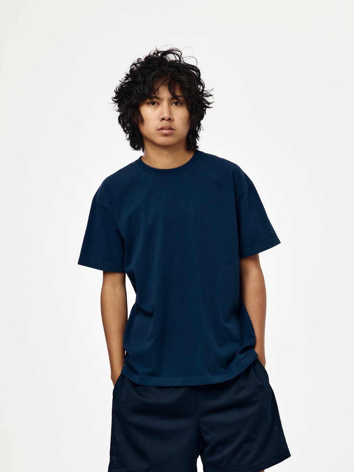 relaxed tee (light navy)