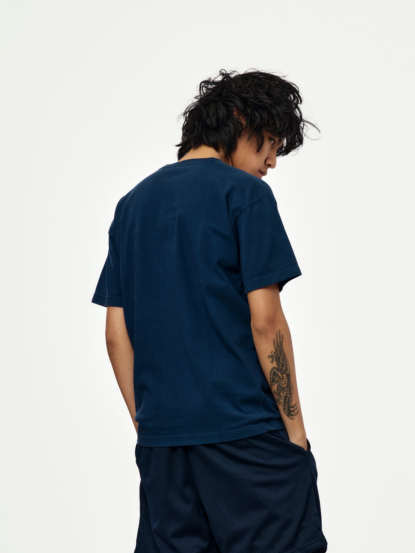 relaxed tee (light navy)