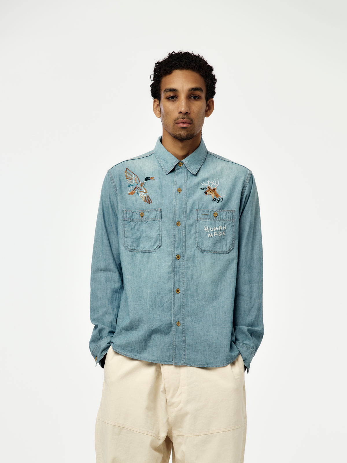 EMBROIDERED CHAMBRAY SHIRT (BLUE) - HM32SH005