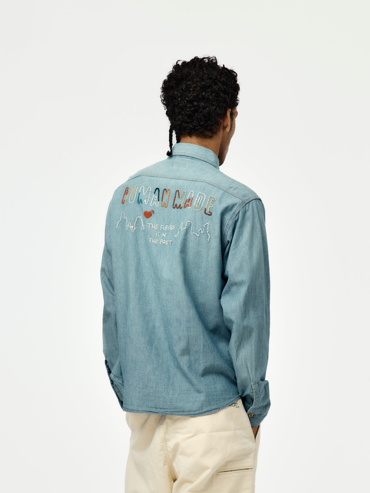 EMBROIDERED CHAMBRAY SHIRT (BLUE) - HM32SH005
