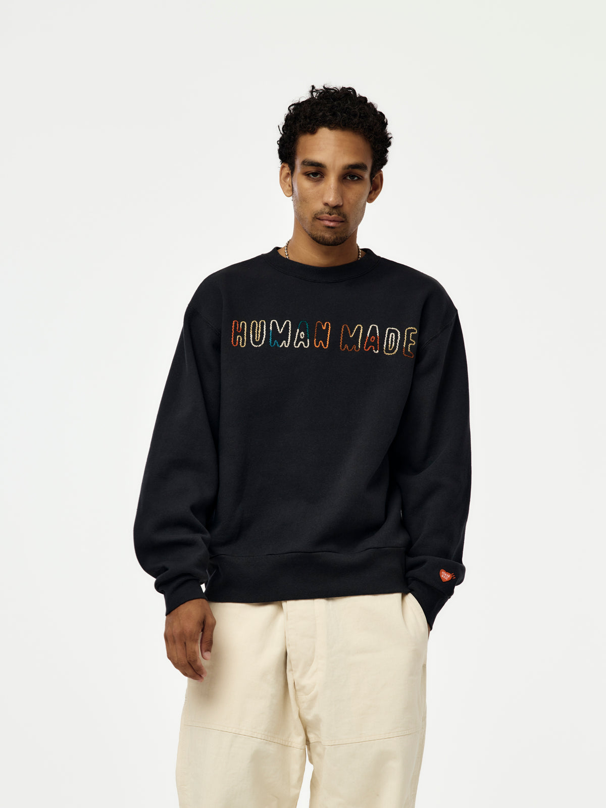 EMBROIDERED SWEATSHIRT (BLACK) - HM32CS048
