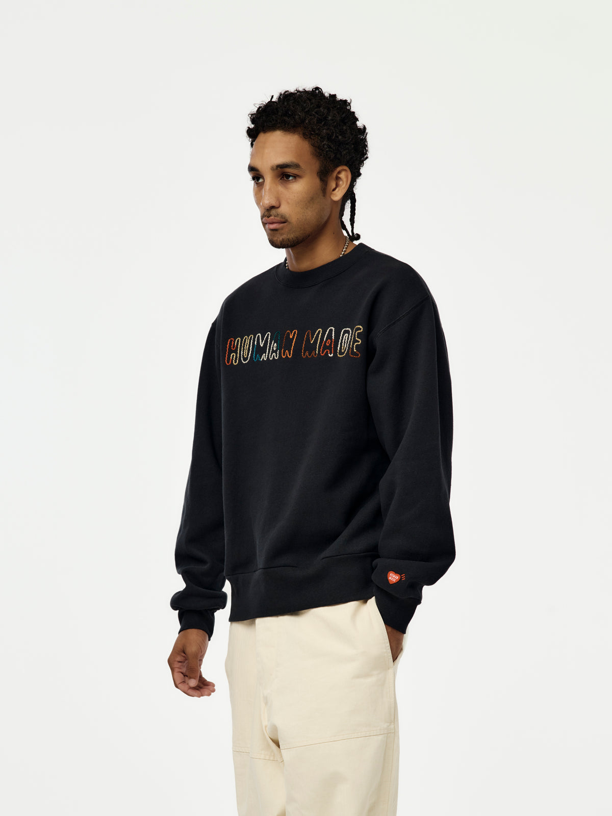 EMBROIDERED SWEATSHIRT (BLACK) - HM32CS048