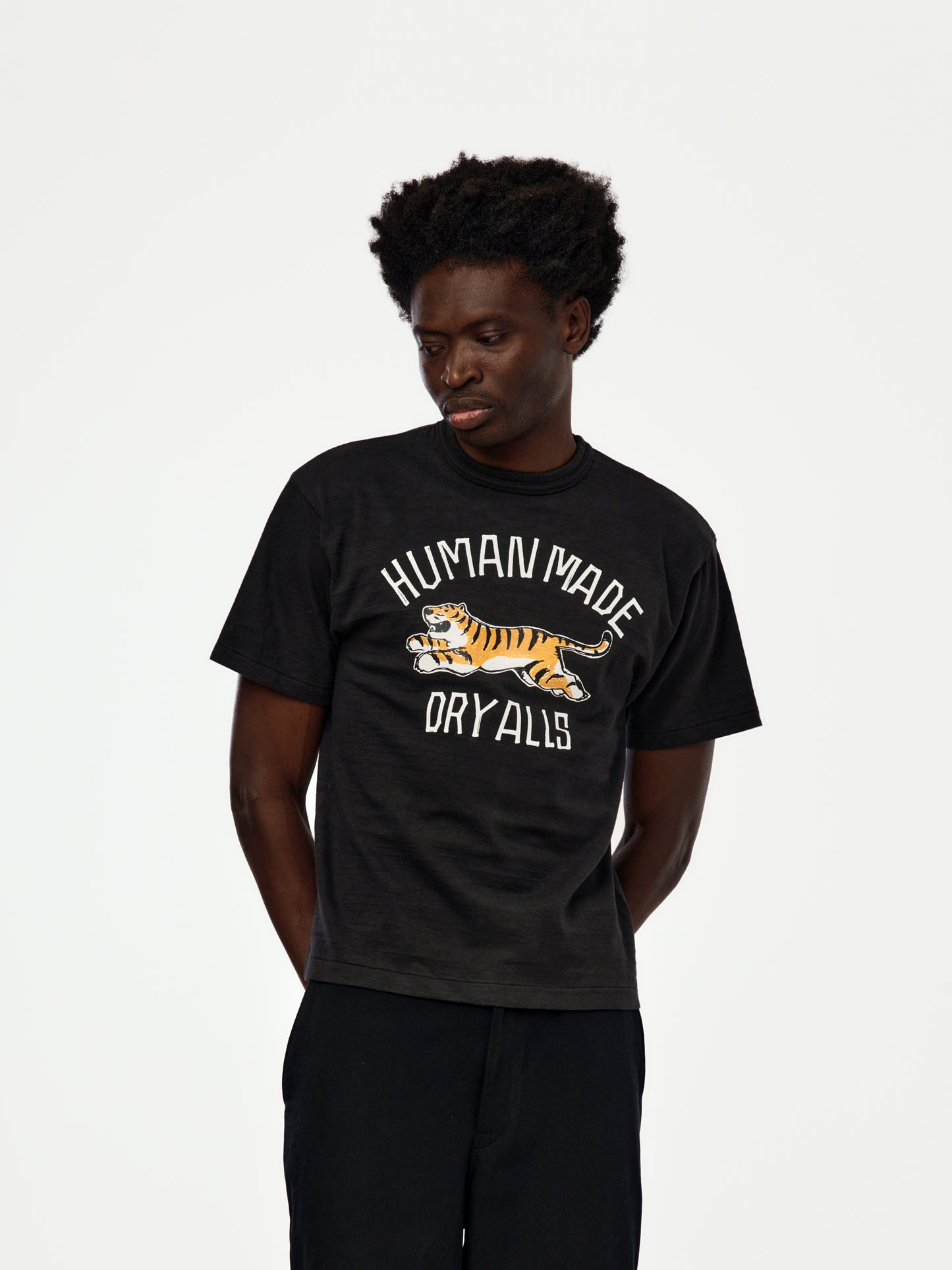GRAPHIC T-SHIRT HM31TE021 (BLACK)