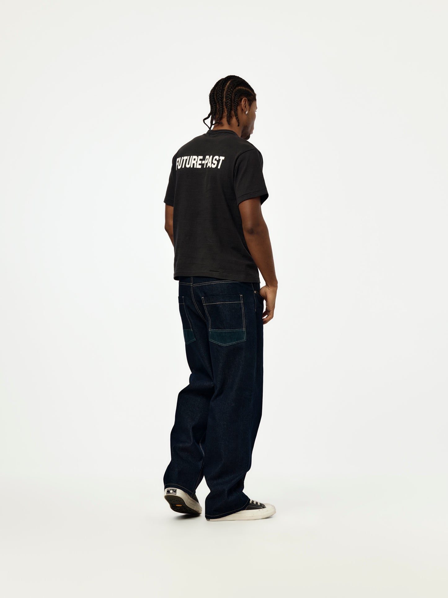 GRAPHIC T-SHIRT HM31TE012 (BLACK)