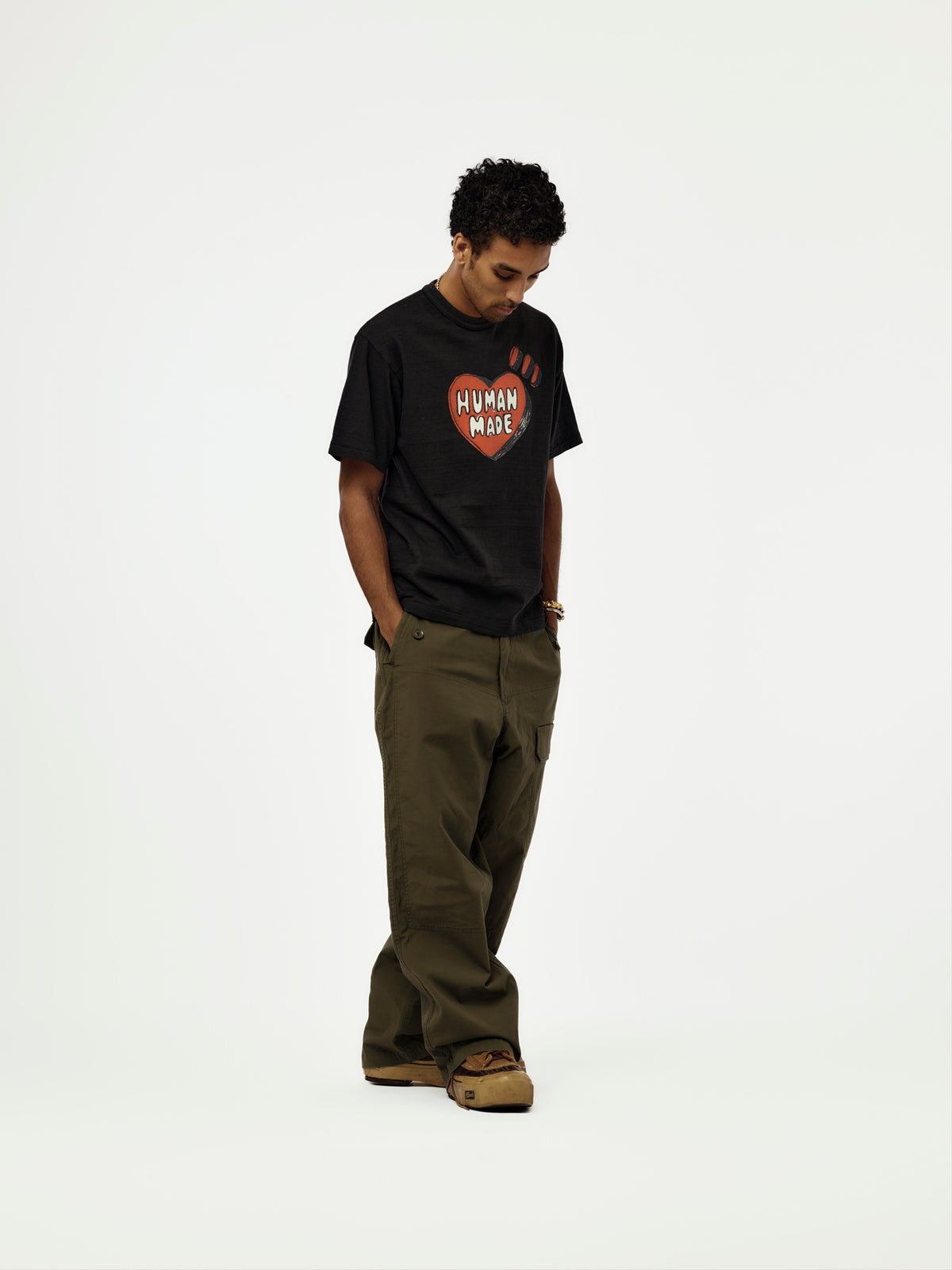 GRAPHIC T-SHIRT (BLACK) - HM32TE014
