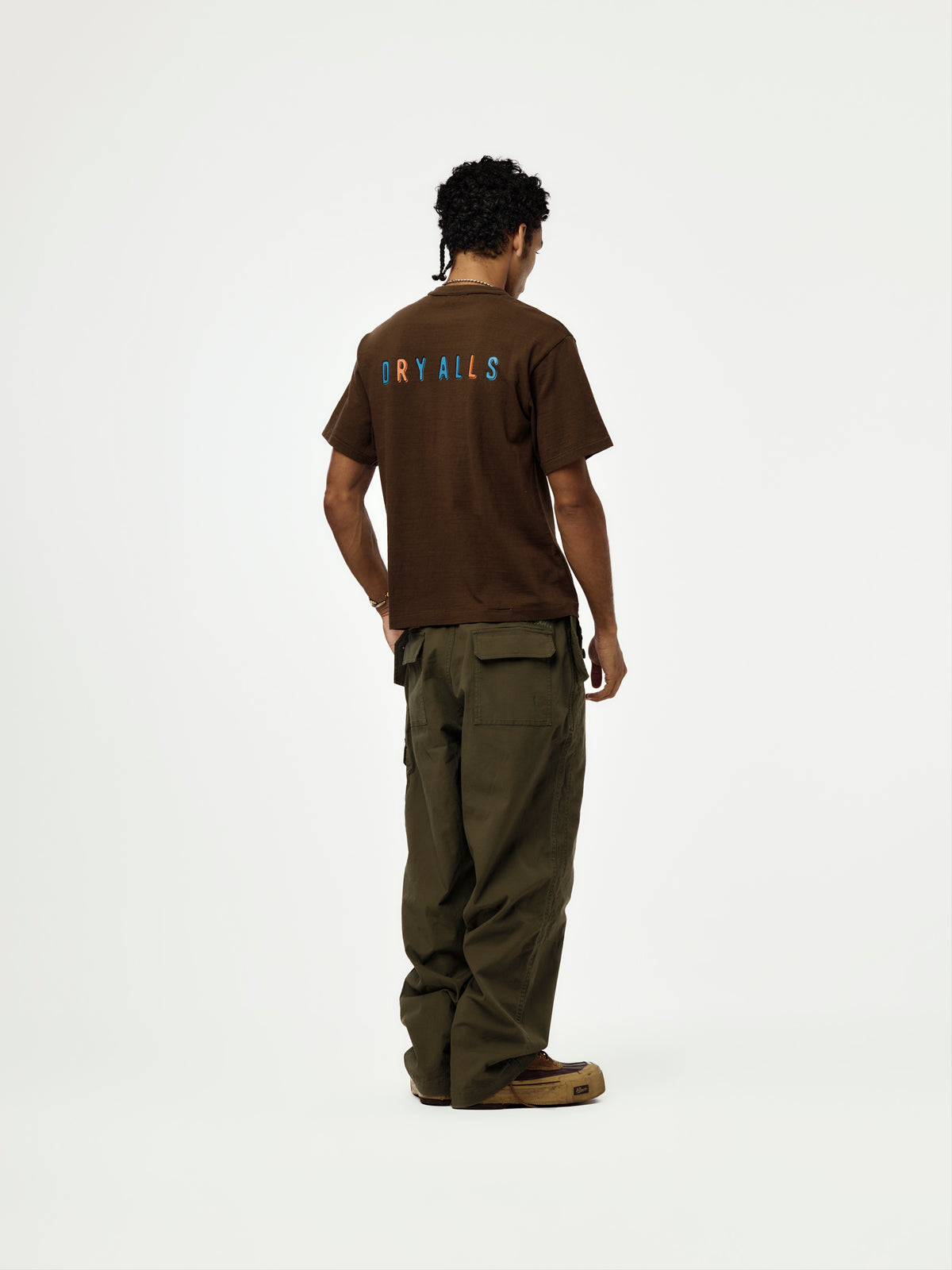 GRAPHIC T-SHIRT (BROWN) - HM32TE023