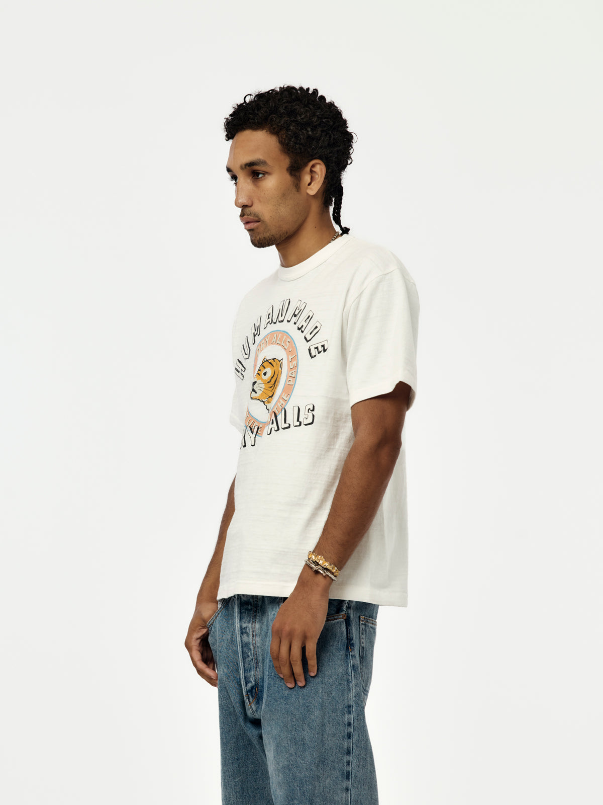 GRAPHIC T-SHIRT (WHITE) - HM32TE013