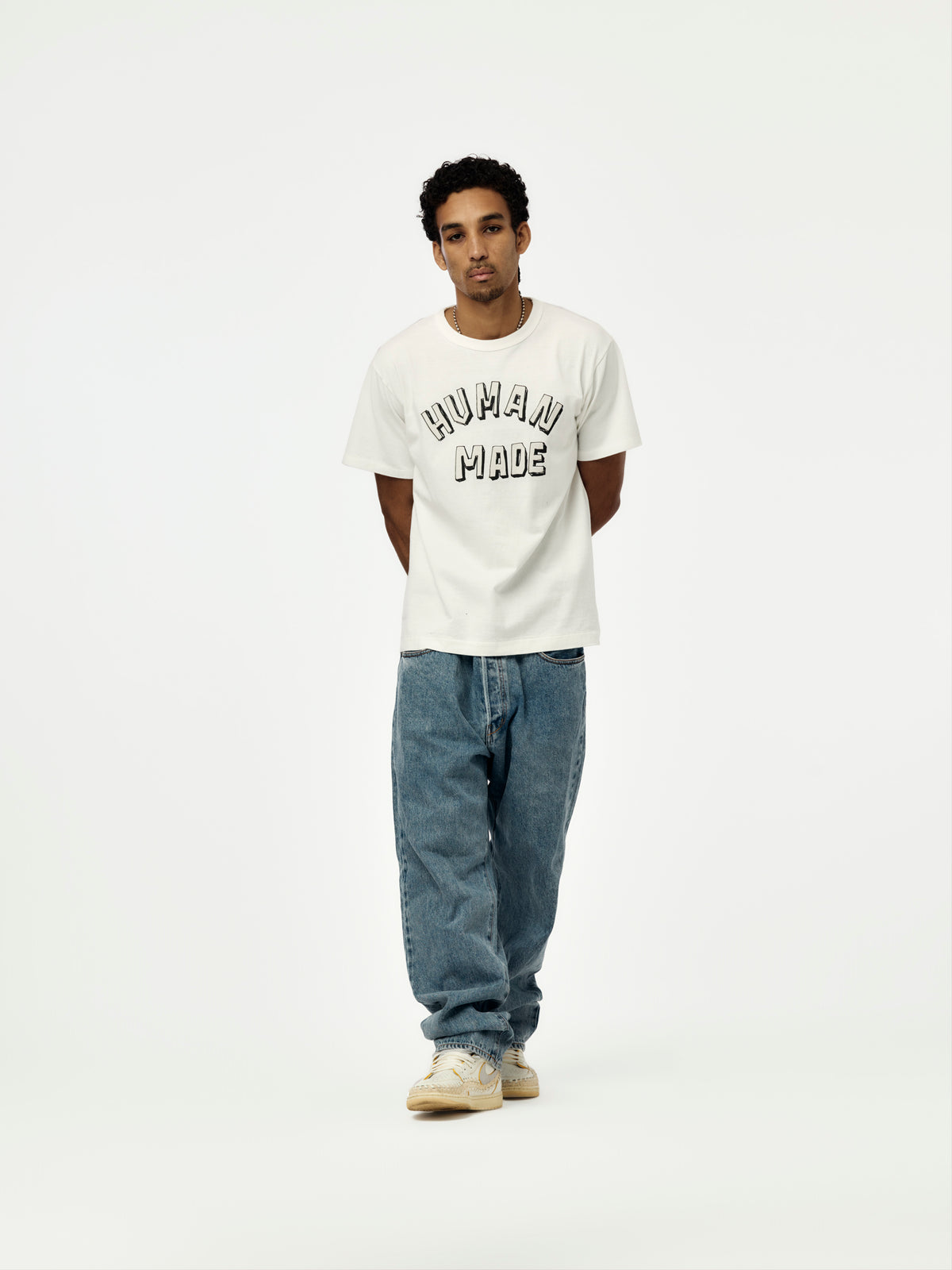 GRAPHIC T-SHIRT (WHITE) - HM32TE015