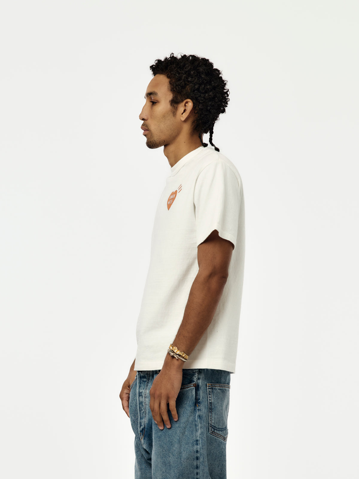 GRAPHIC T-SHIRT (WHITE) - HM32TE023