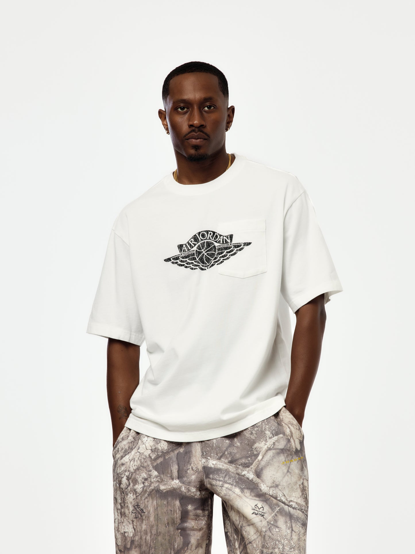 Jordan Flight Essentials Pocket T-Shirt (WHITE/BLACK)
