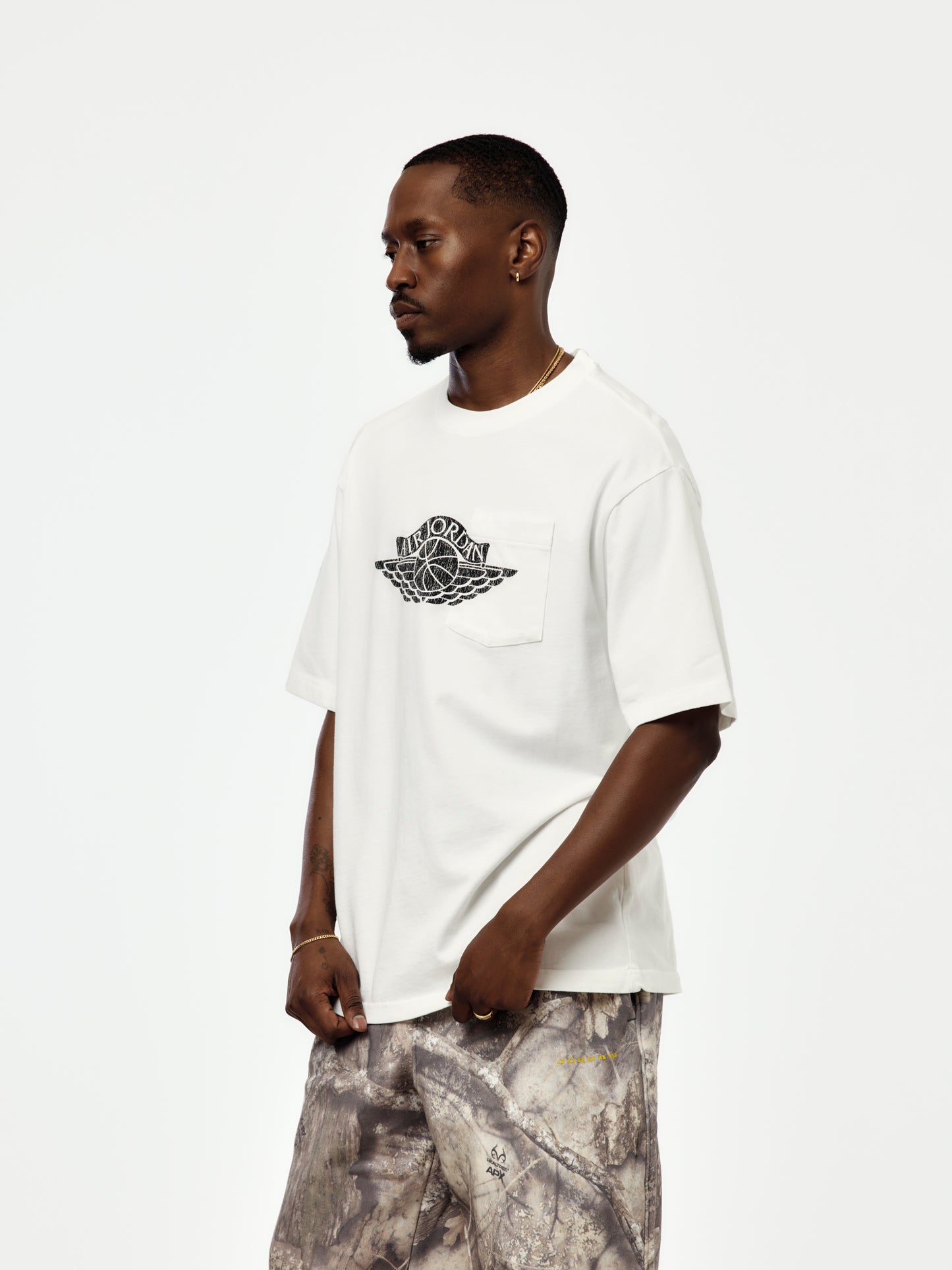 Jordan Flight Essentials Pocket T-Shirt (WHITE/BLACK)