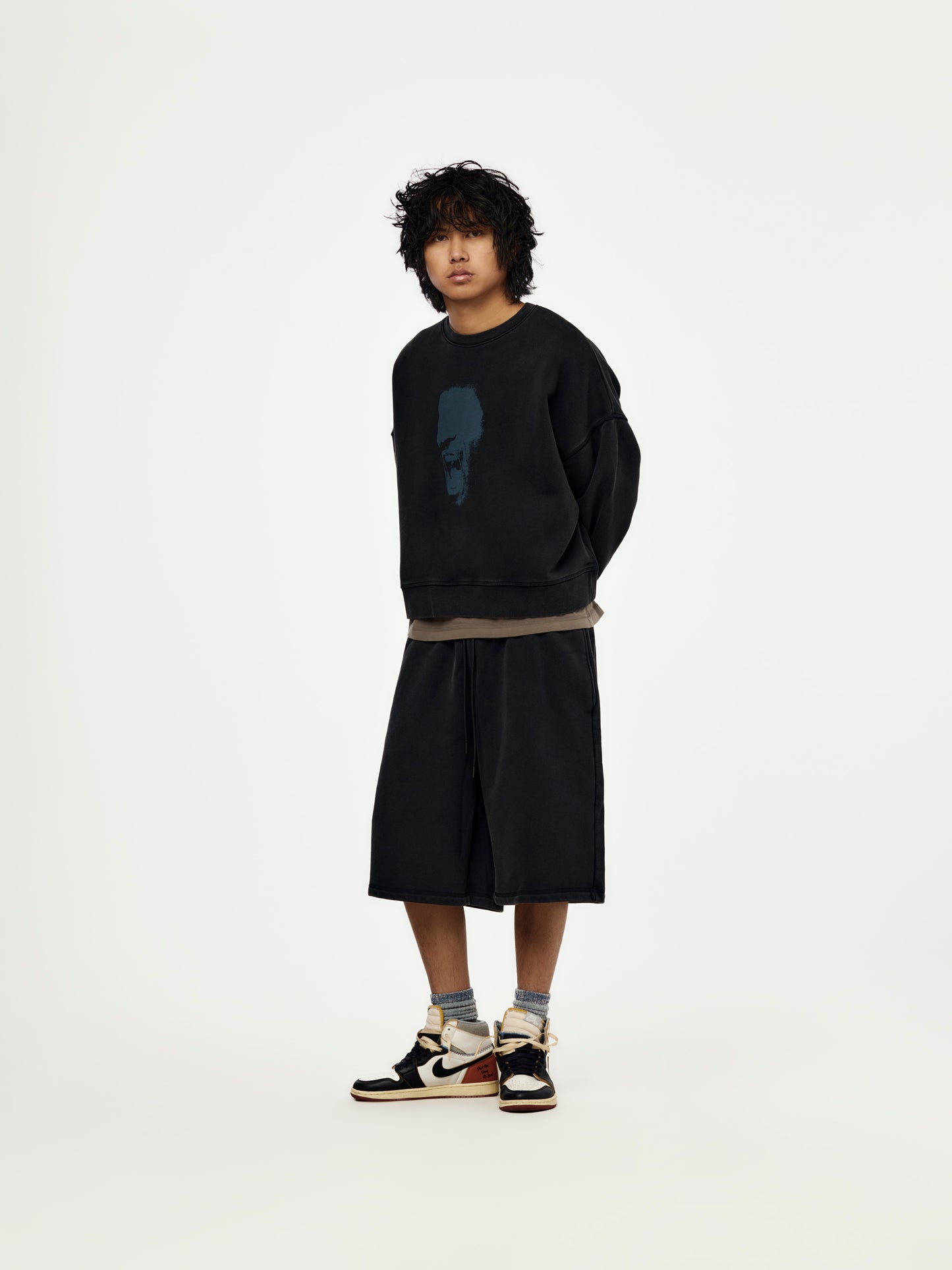 Jordan x IH Cropped Crewneck (BLACK)