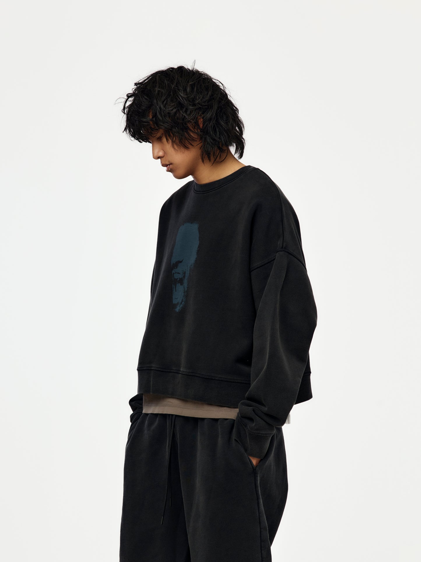 Jordan x IH Cropped Crewneck (BLACK)