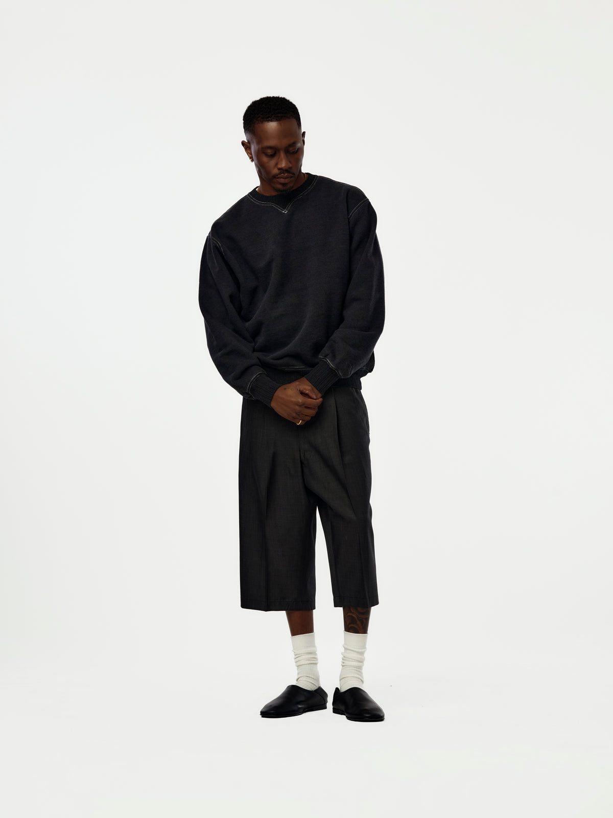 Multi-grain Crewneck (Charcoal)