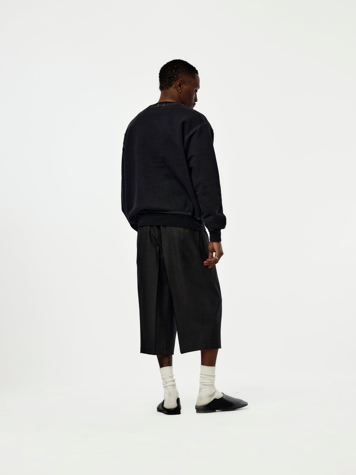 Multi-grain Crewneck (Charcoal)