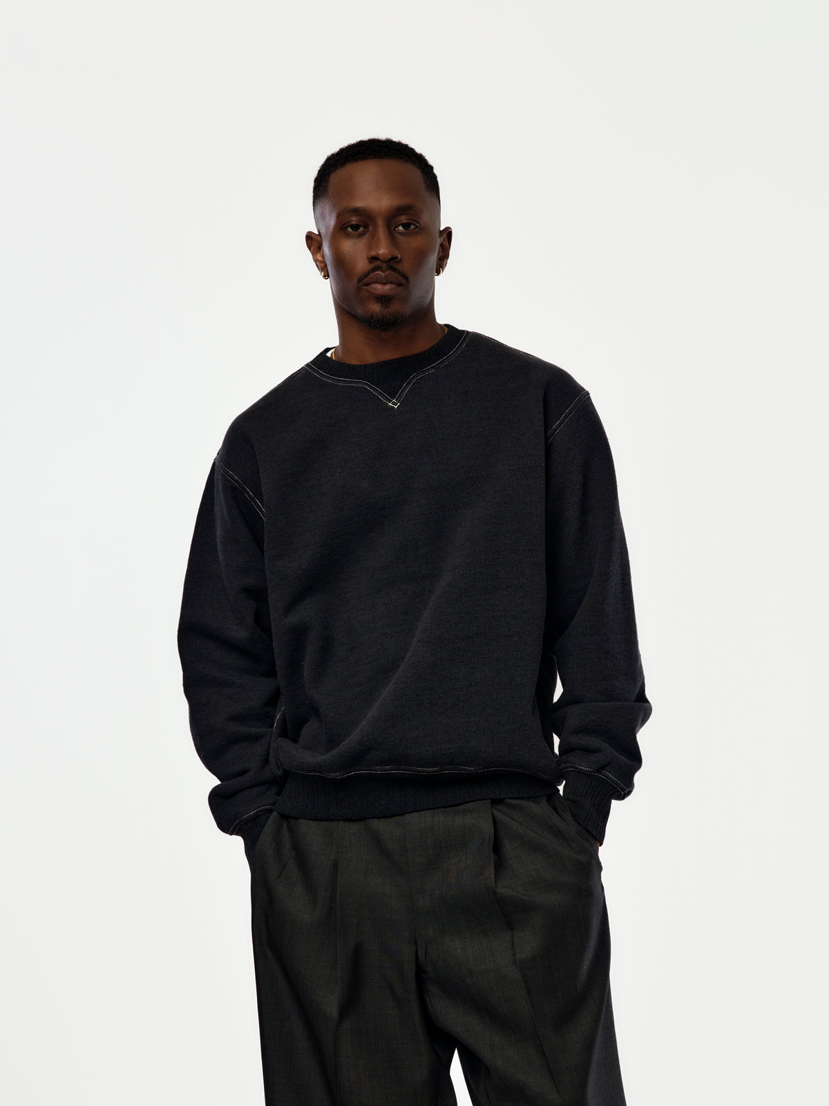 Multi-grain Crewneck (Charcoal)