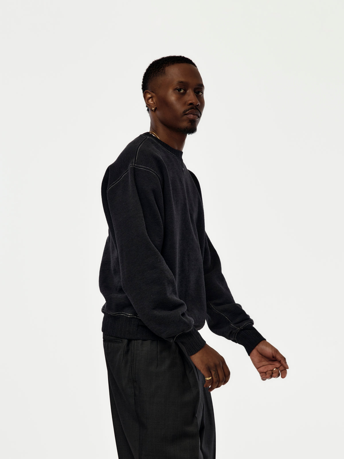 Multi-grain Crewneck (Charcoal)