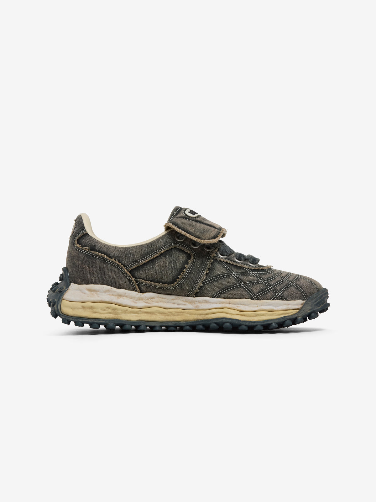 SCOTT BLEACHED CANVAS LOW-TOP SNEAKERS (GRAY)