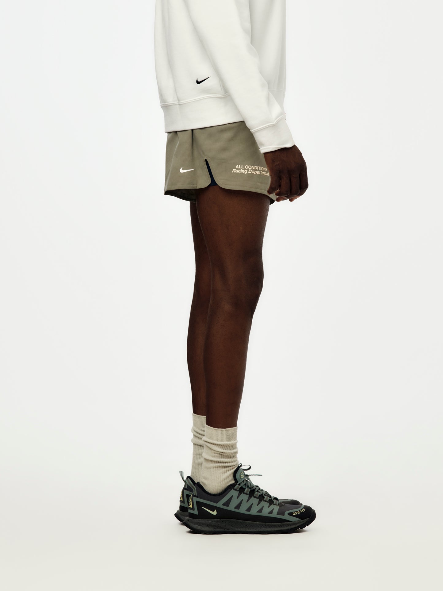 Nike ACG Trailwind Shorts (Light Army/White)