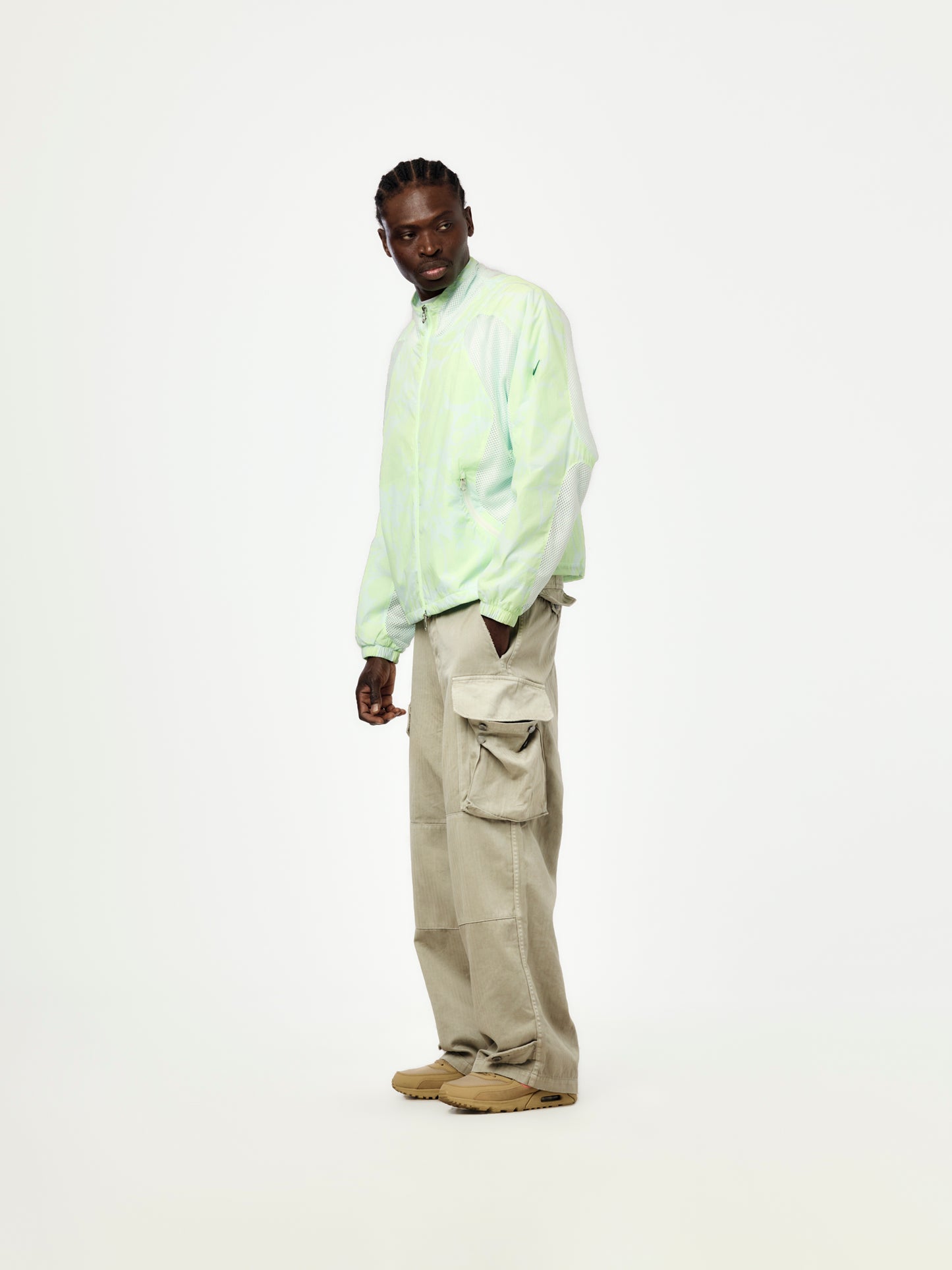 Nike Project F.R.O.G. Men's Gooey Track Jacket (BARELY VOLT/BARELY GREEN/FIR)