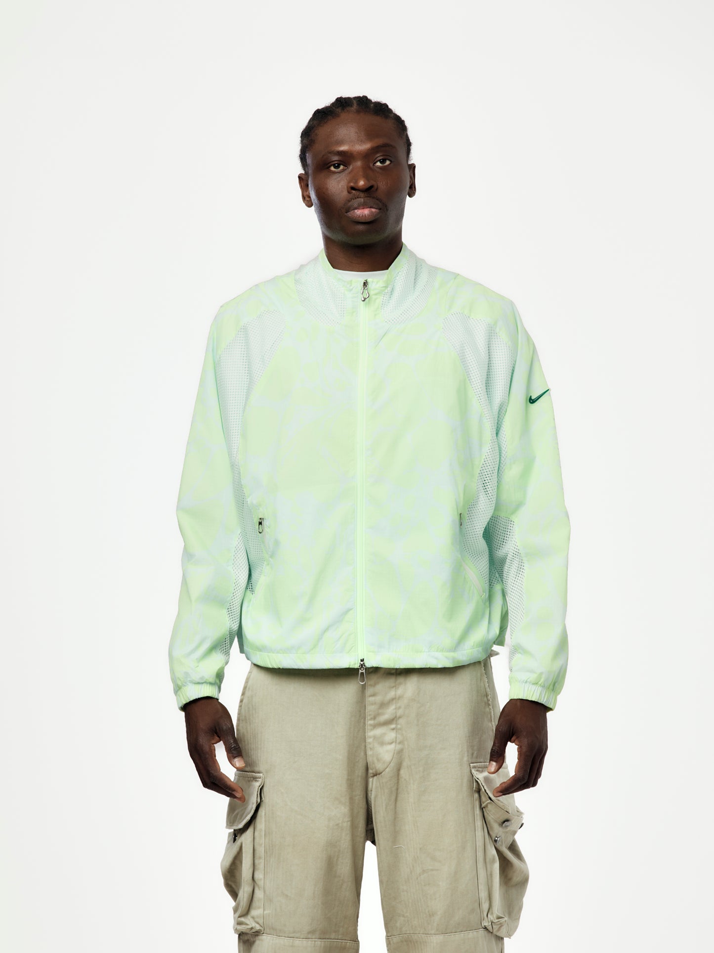 Nike Project F.R.O.G. Men's Gooey Track Jacket (BARELY VOLT/BARELY GREEN/FIR)