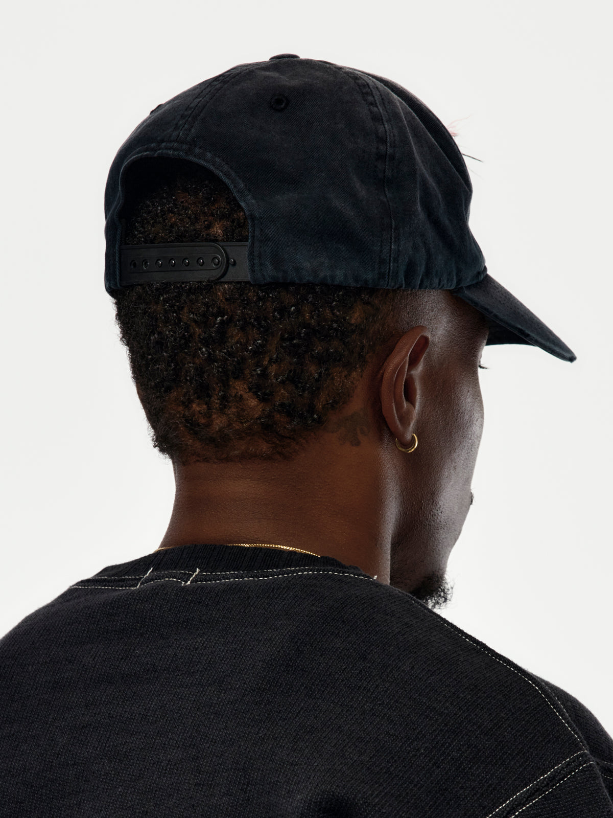 NO LOGO HAT (BLACK)