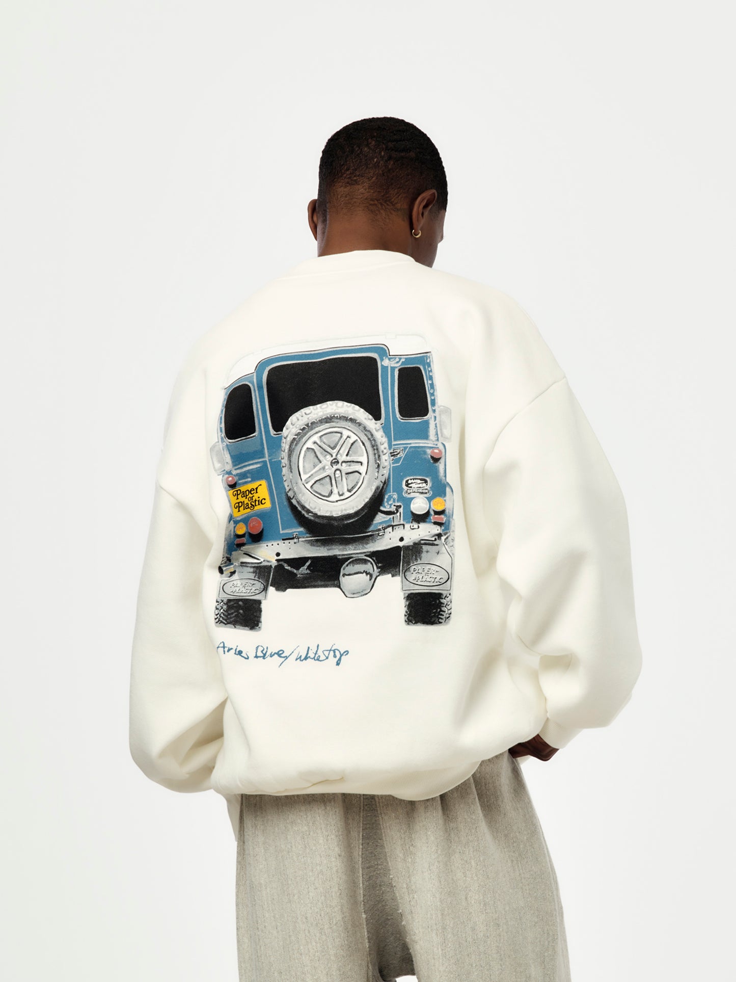 Defender L/S Crewneck (Cream)