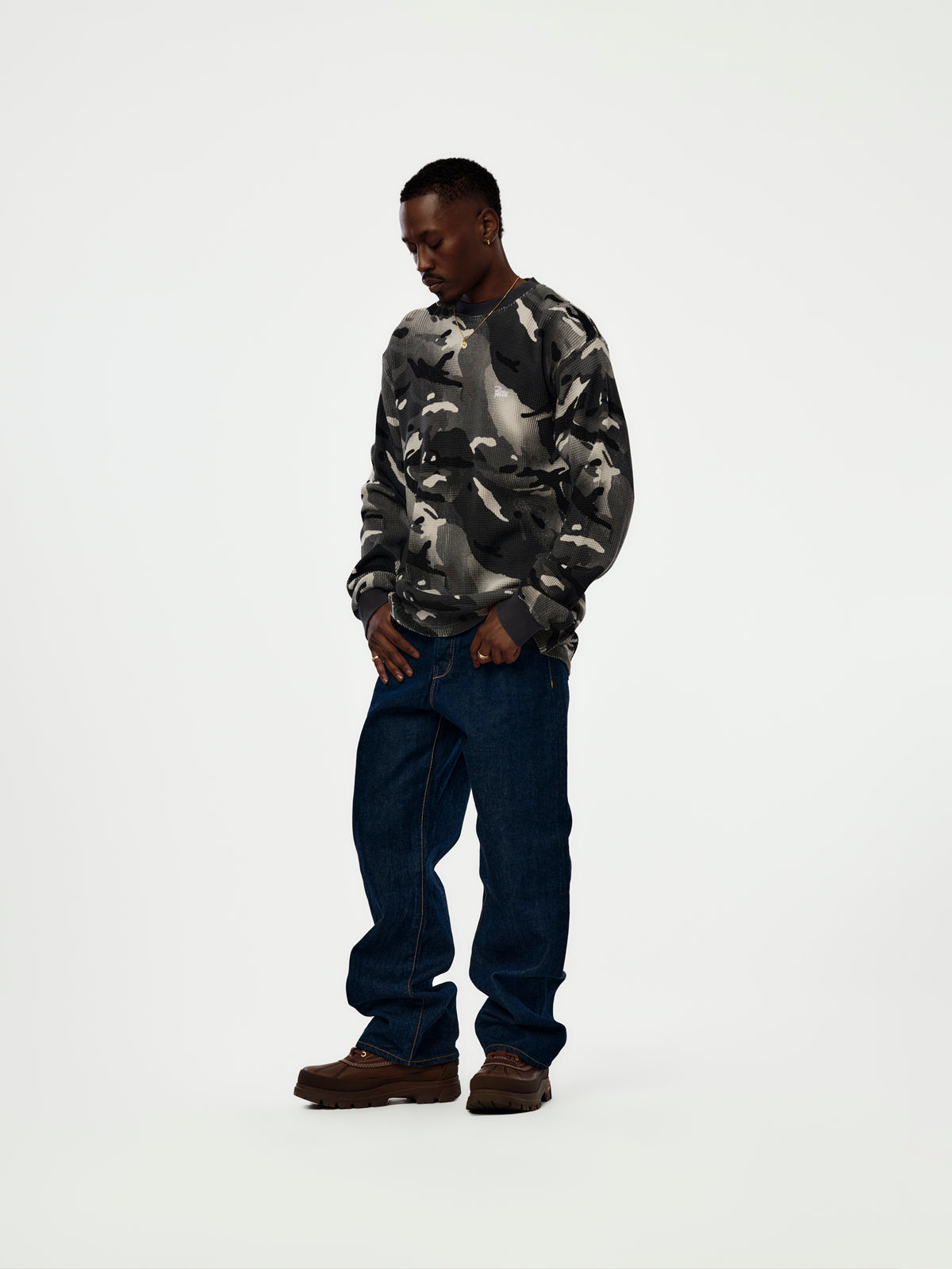 Ghost Spray Camo Waffle L/S (Jet Black)