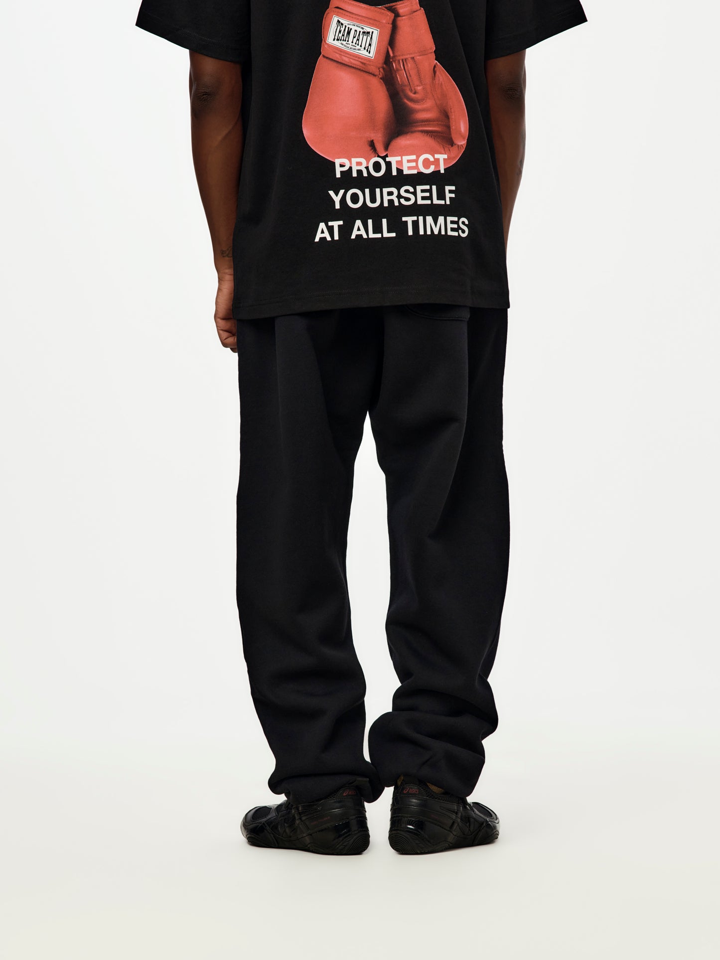 Patta Embro Classic Jogging Pants (Black)