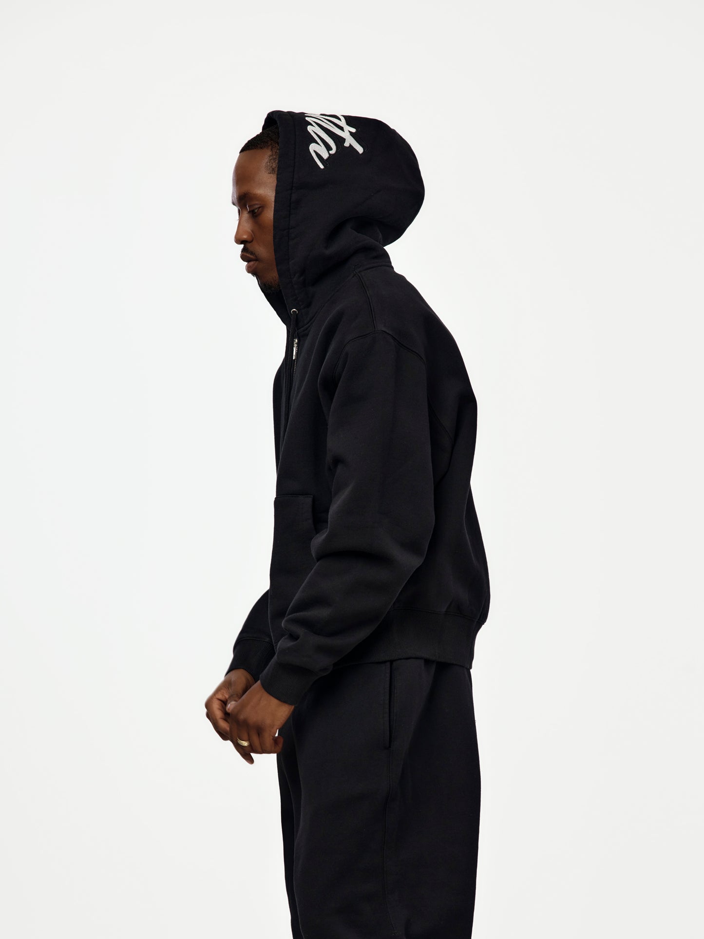 Patta Embro Classic Zip Up Hooded Sweater (Black)