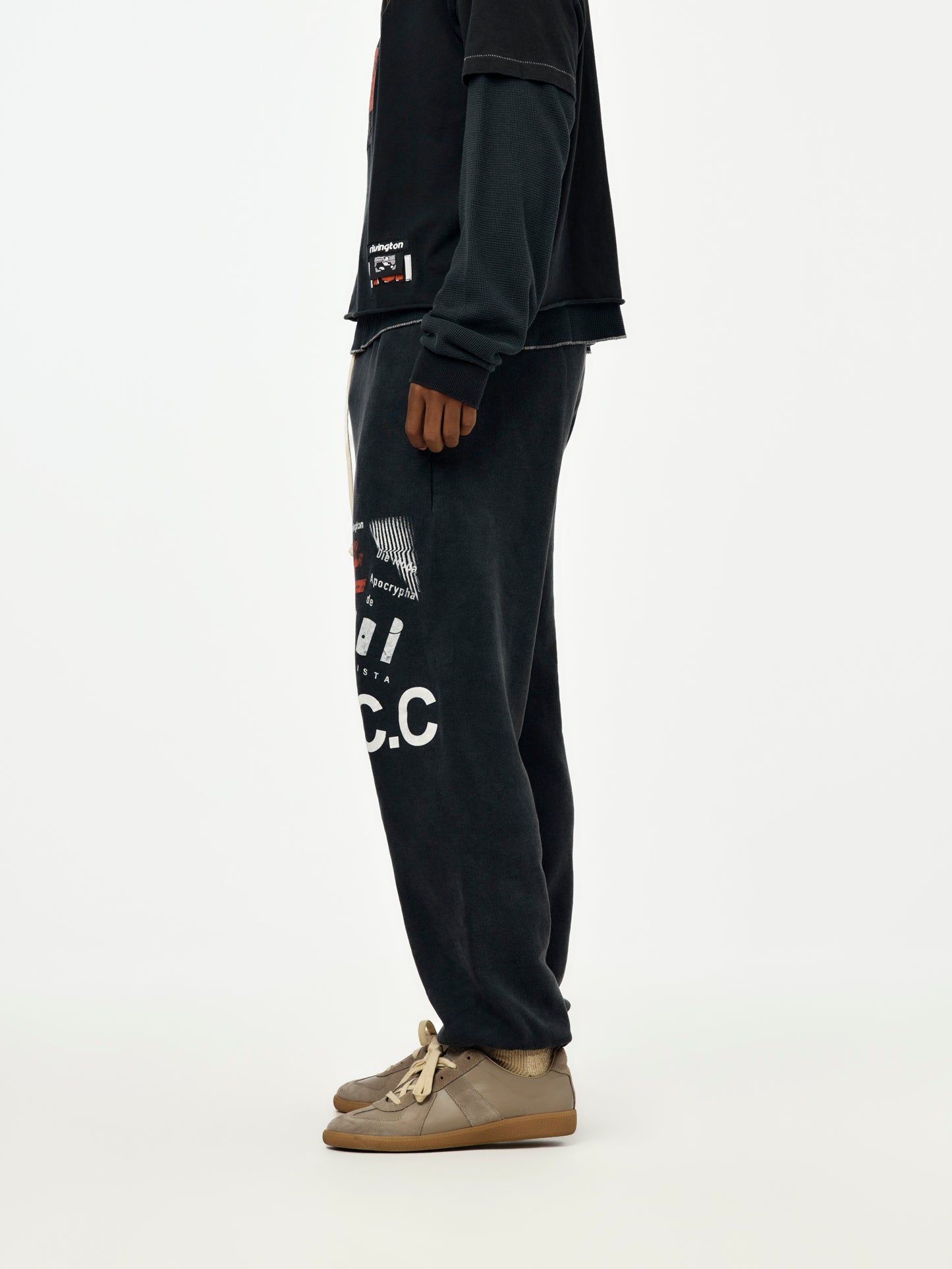 APOCRYPHA ENEMY SWEAT (Mechanic Black)
