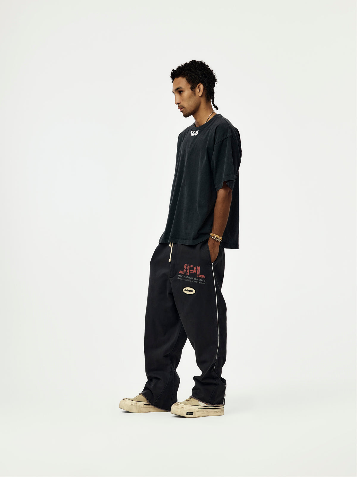 JPL HE ROSE 4 (BLACK)