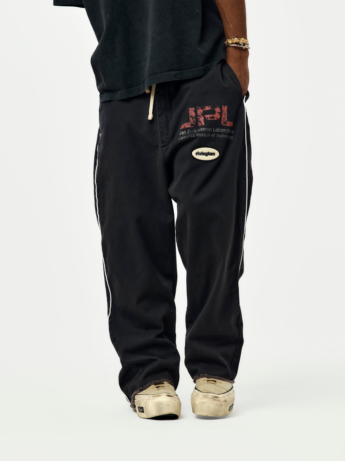 JPL HE ROSE 4 (BLACK)