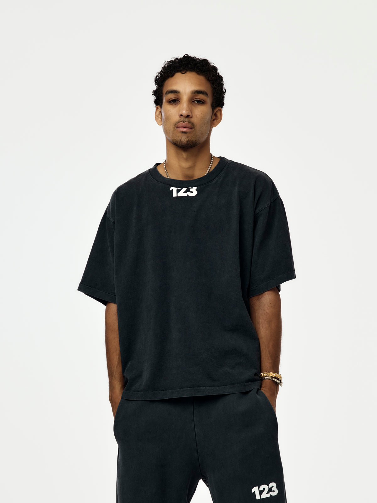 USO 123 TEE (BLACK)