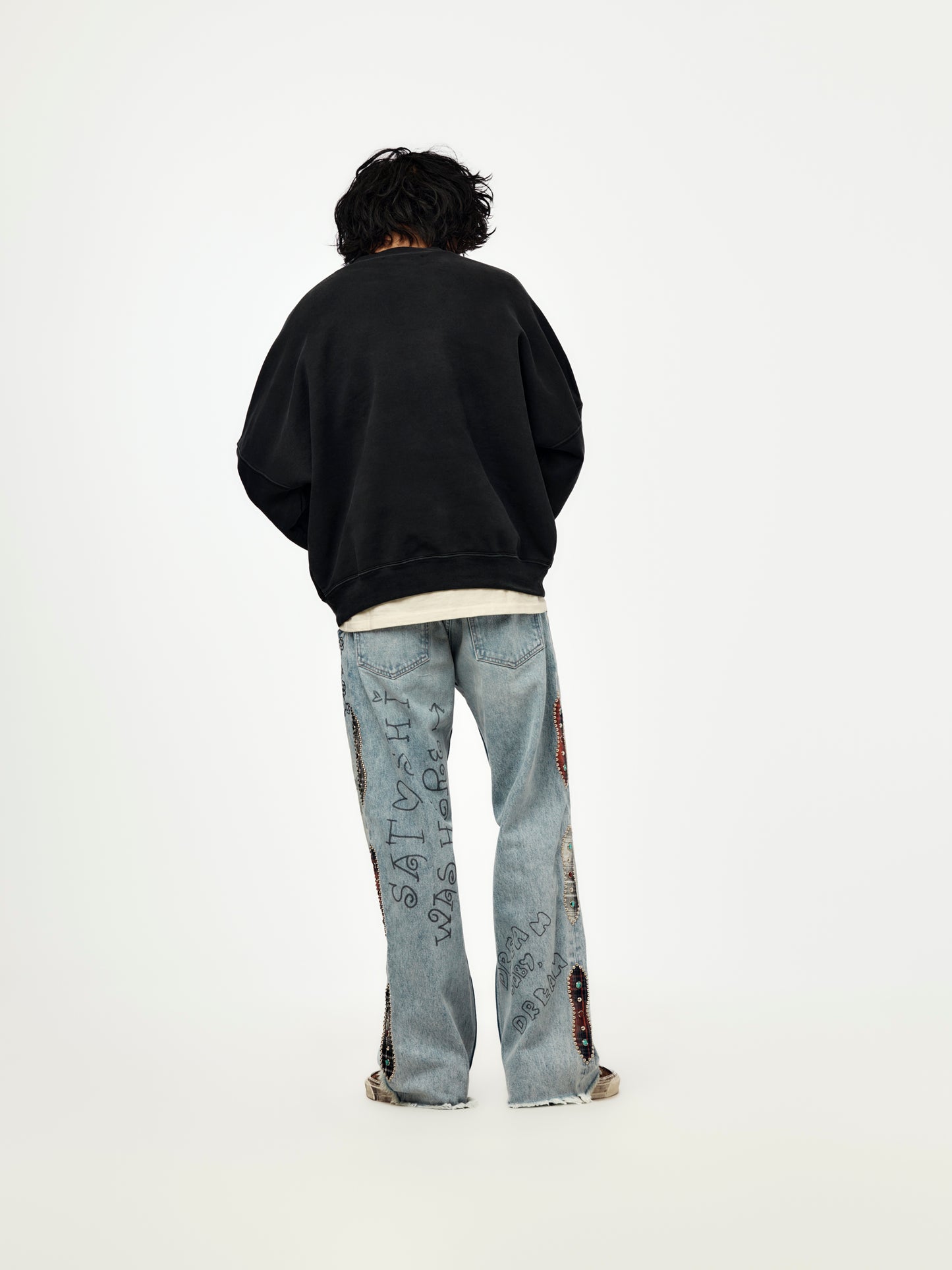 Bone Crewneck (Black)