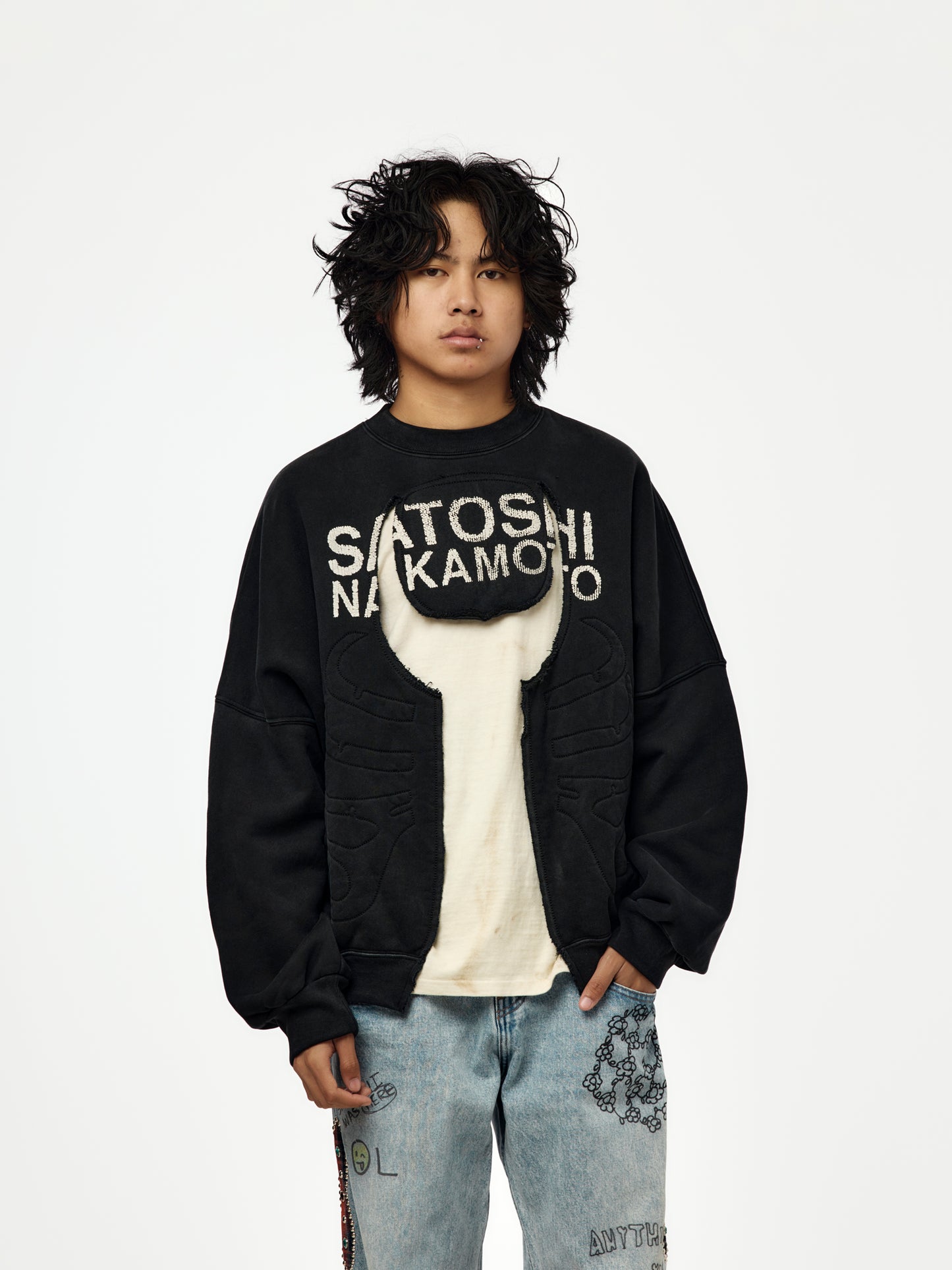 Bone Crewneck (Black)
