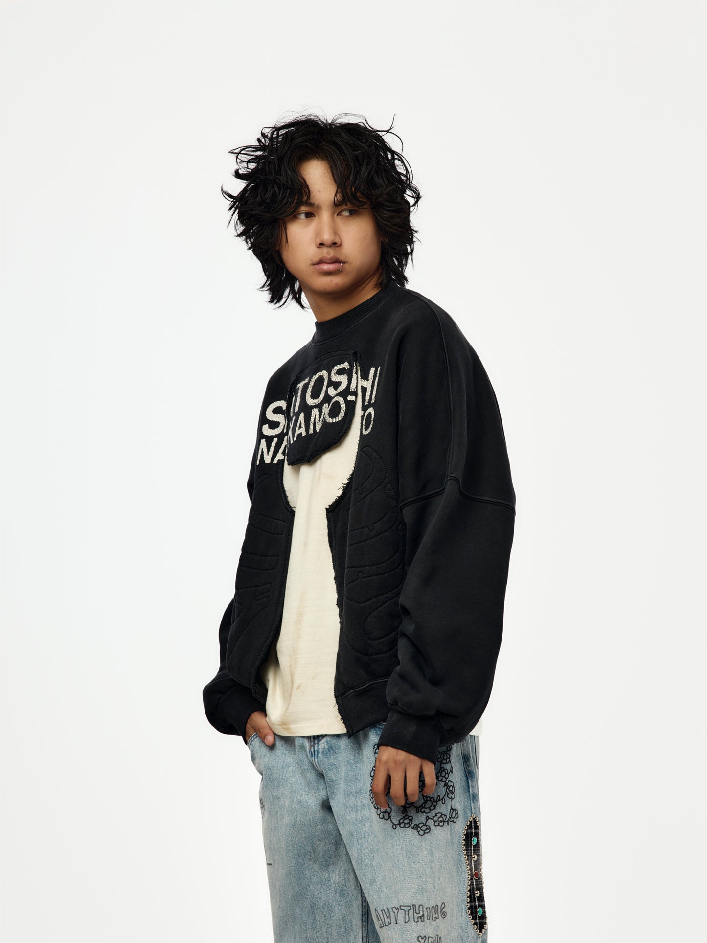Bone Crewneck (Black)