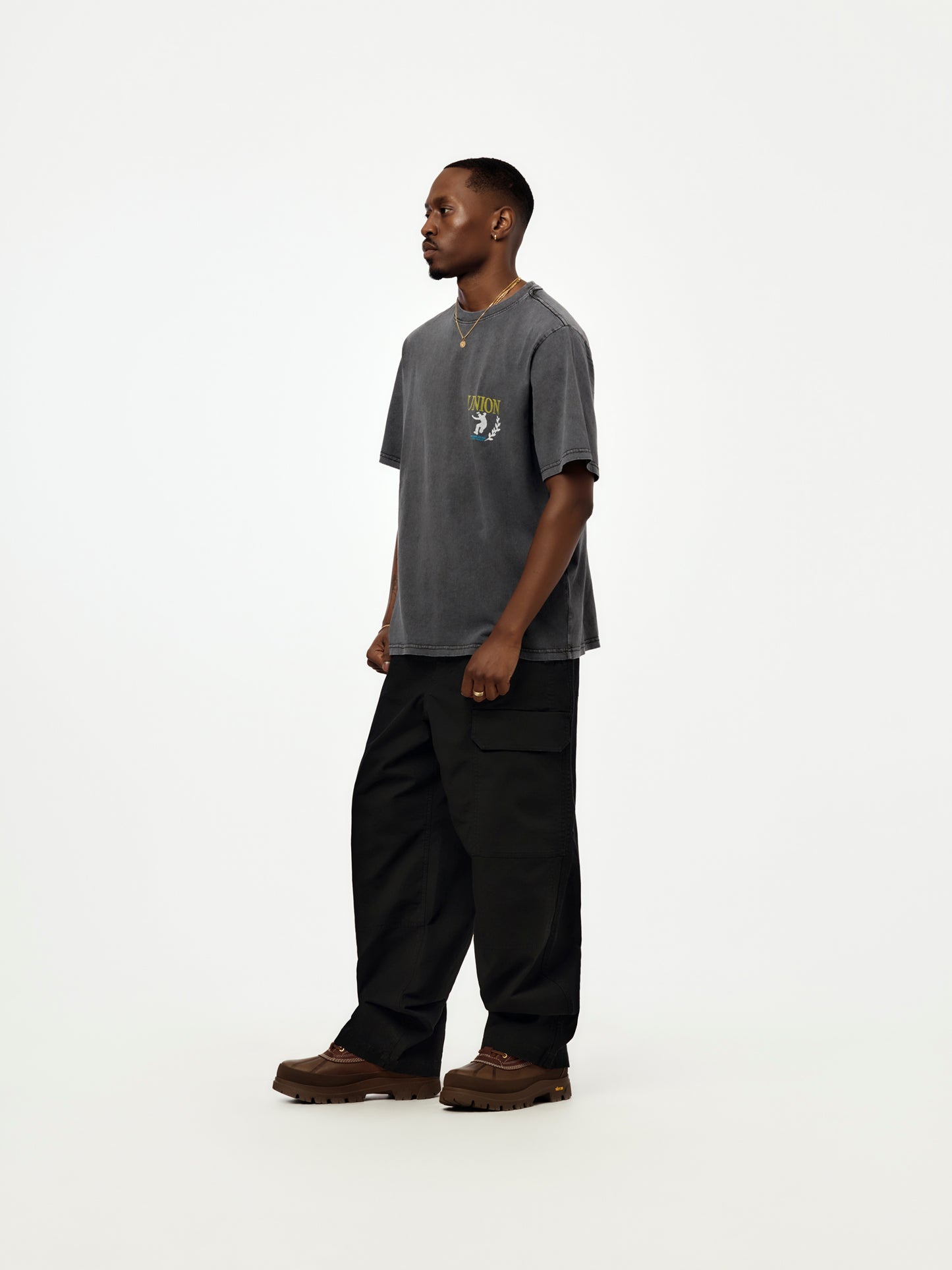 CREST TEE (VINTAGE BLACK)
