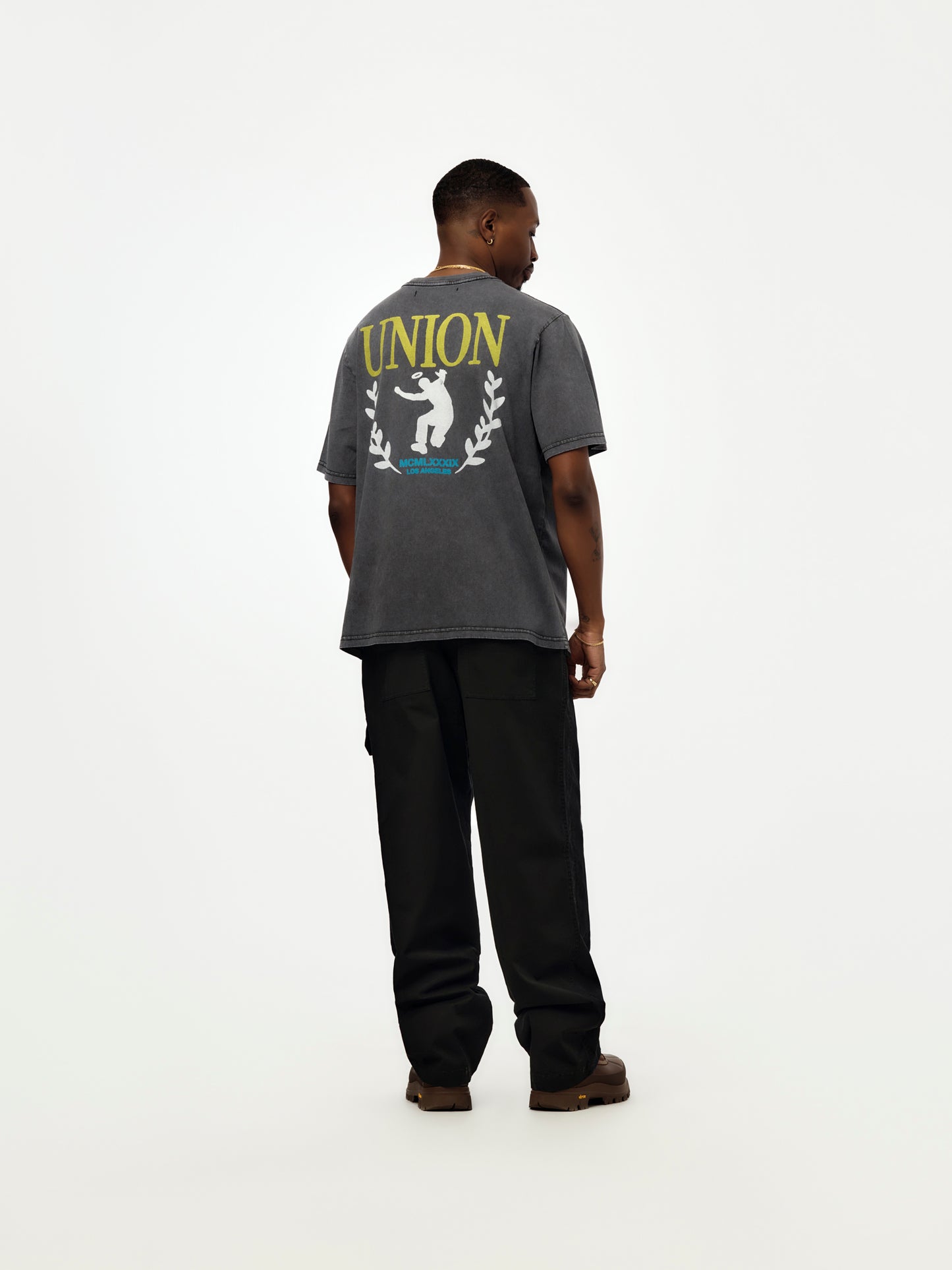 CREST TEE (VINTAGE BLACK)