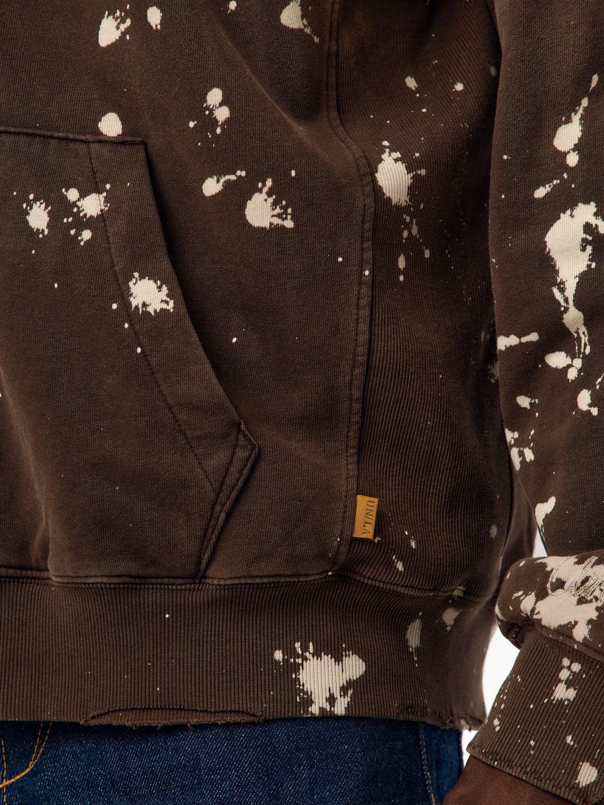 Crumpler Hoodie (Fudge)