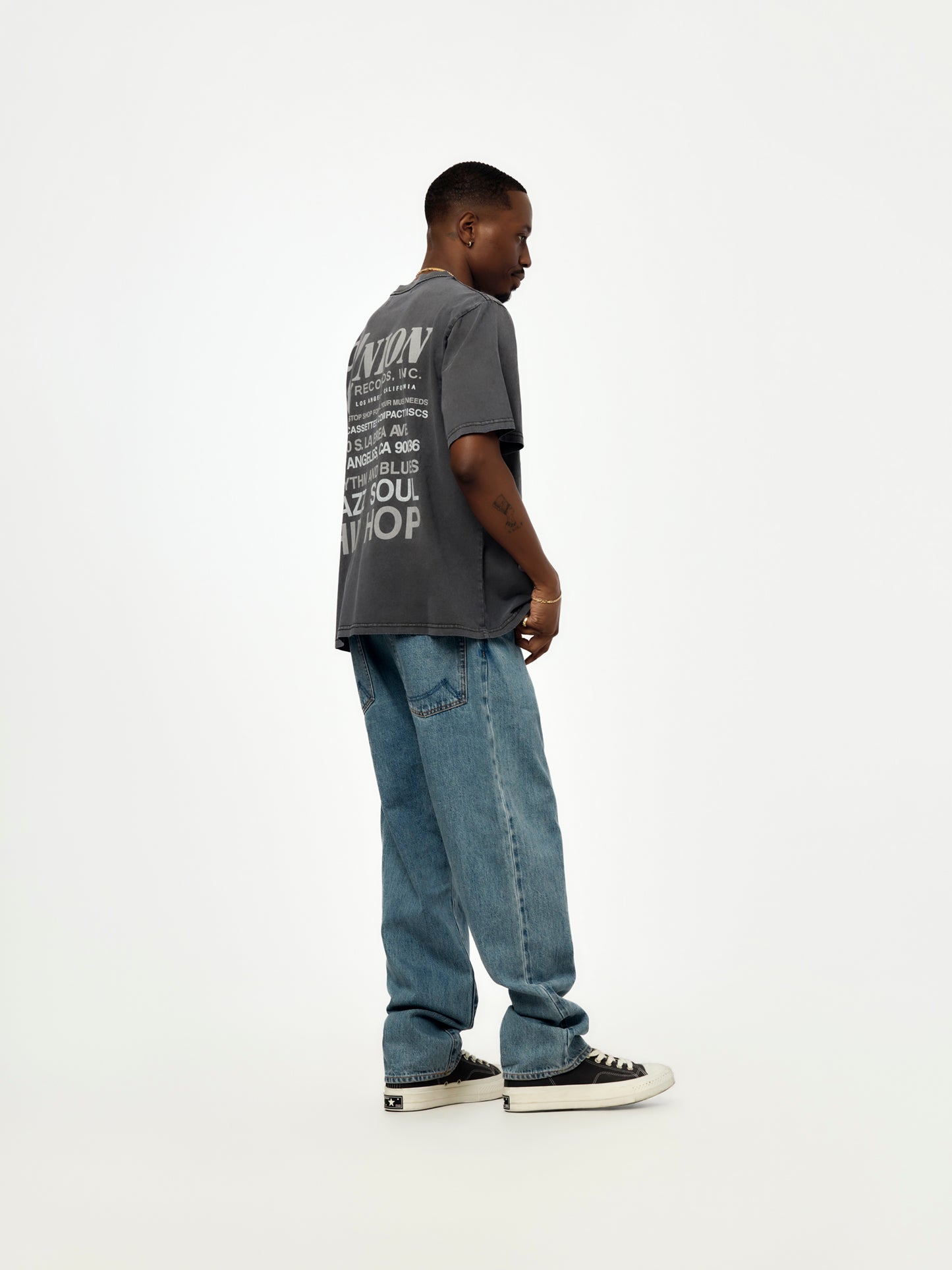 RECORD SHOP TEE (VINTAGE BLACK)